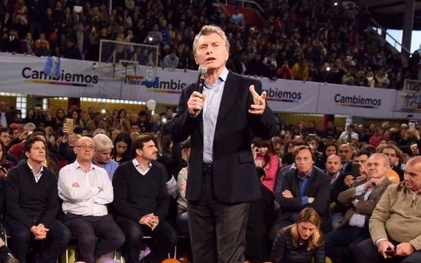 Preocupado por el Conurbano, Macri arengó a los “sin tierra”