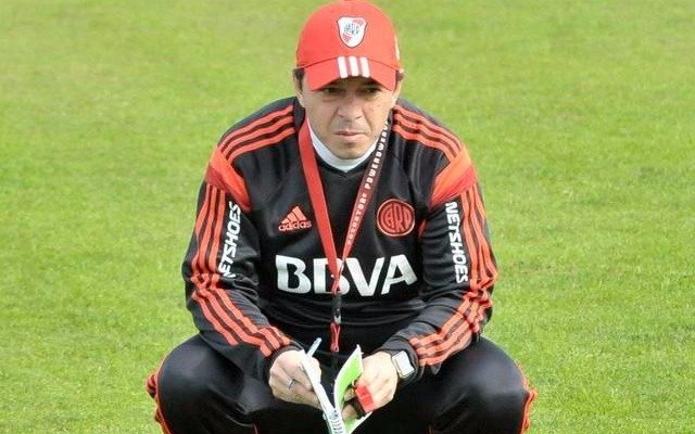 El colombiano Borré asoma como titular