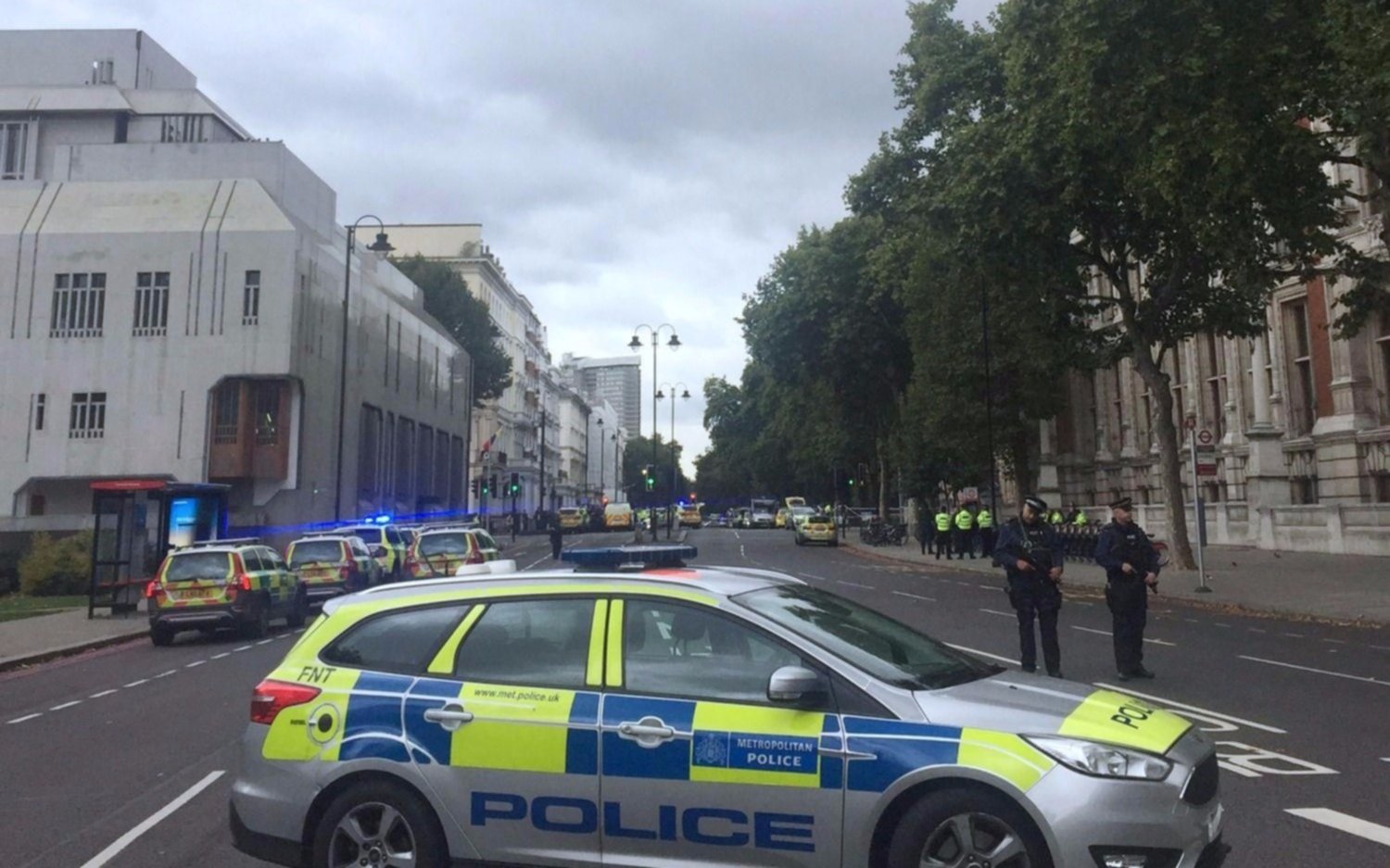 Se temió por un nuevo atentado, cuando un vehículo atropelló a 11 personas en Londres