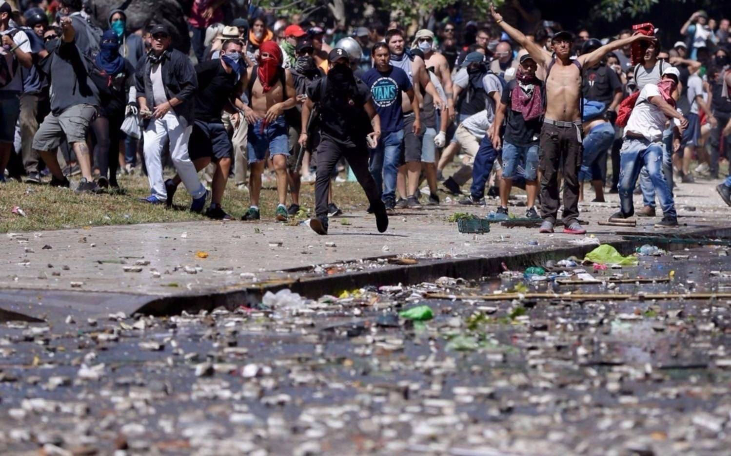 Incidentes del Congreso: ordenan tres detenciones