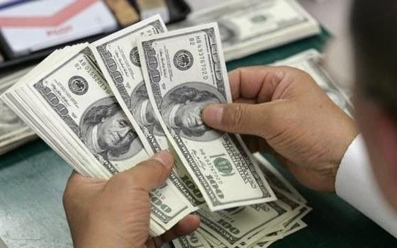 El dólar escaló 10 centavos y terminó la semana a $ 19,81 para la venta
