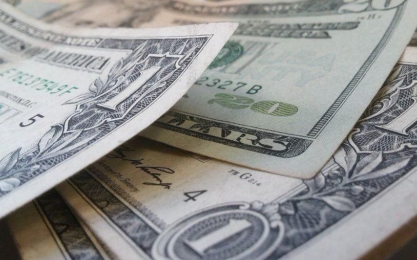 El dólar subió y volvió a operar arriba de 20 pesos