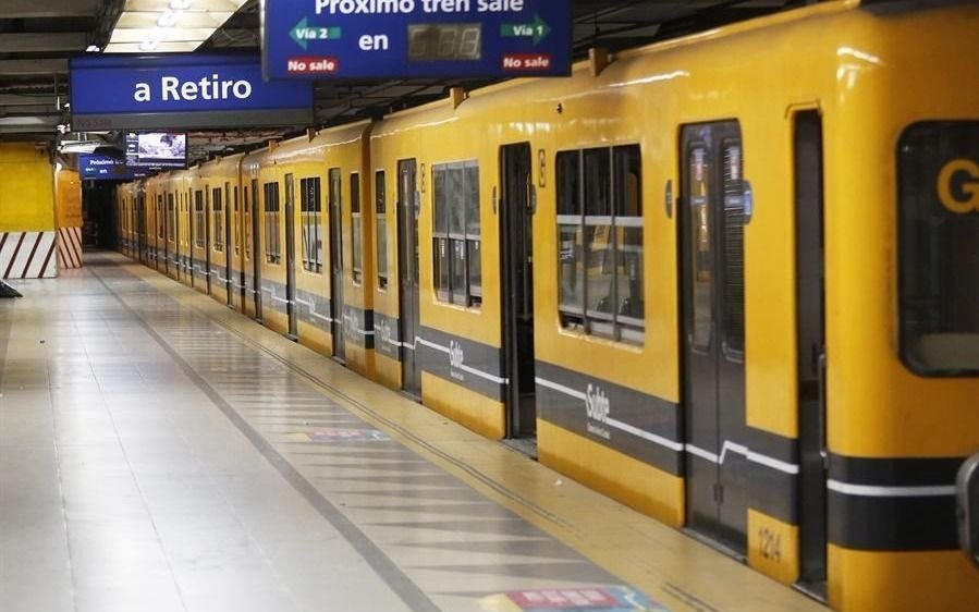 La justicia frenó la suba en las tarifas del subte, que empezaban a regir hoy
