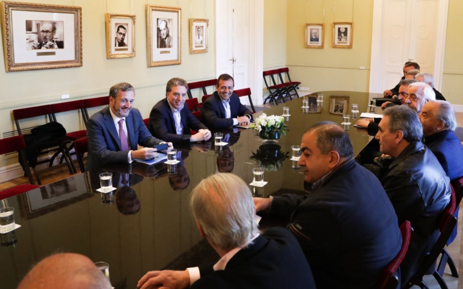 Ofrecen a la central obrera reactualizar las paritarias con otro 5 % de aumento salarial