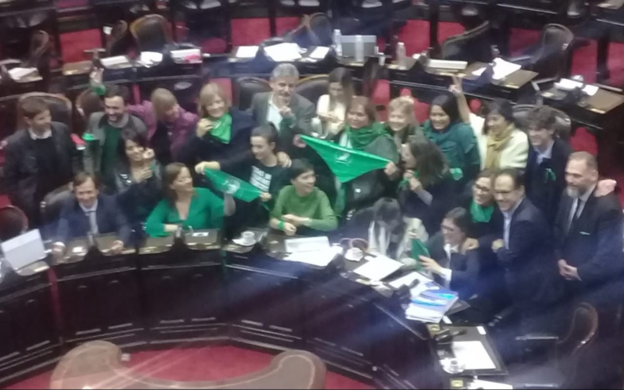 Por 4 votos, Diputados avanzó con el aborto legal y ahora define el Senado