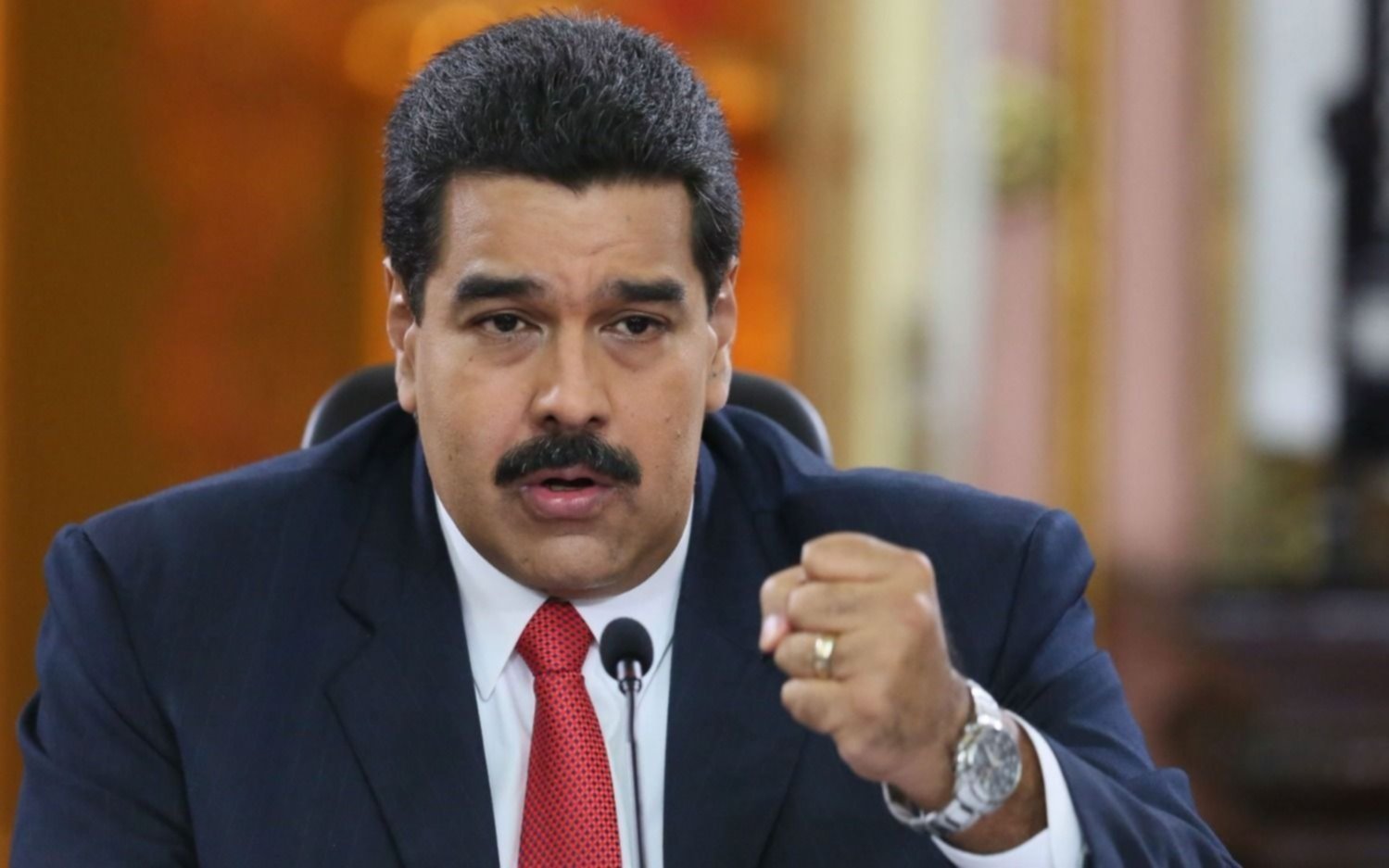 Maduro nombra nuevos ministros y vicepresidenta