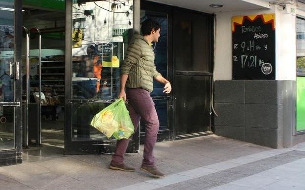 Ya entró en vigencia la prohibición de uso de bolsas no reciclables