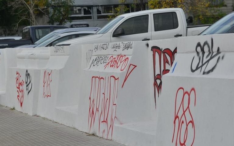 Proponen crear un registro de autores de actos de vandalismo