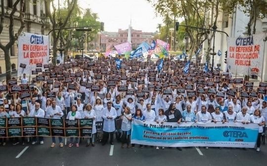 Se viene un paro docente de dos días en la Provincia y otro de 24 horas en todo el país