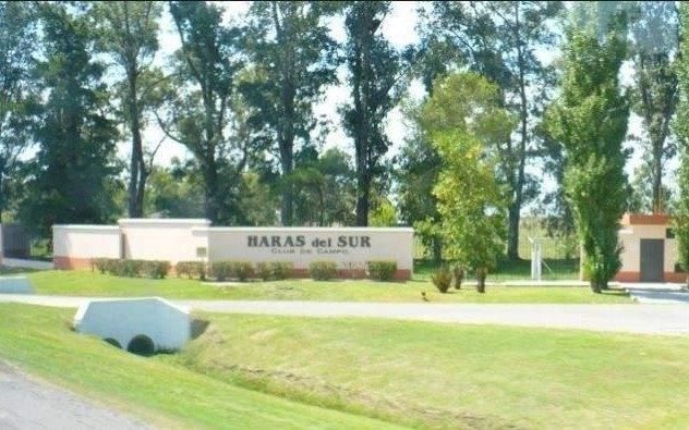 Despertaron a una pareja y le robaron casi 200 mil pesos en el country Haras del Sur