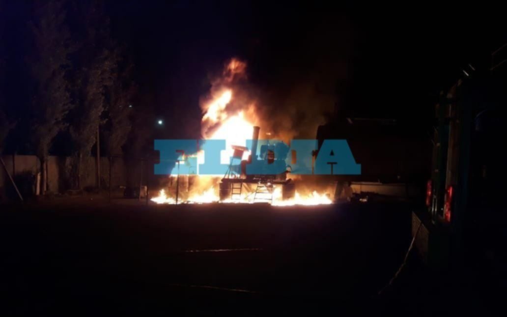 Hernández: tensión por un incendio en una fábrica