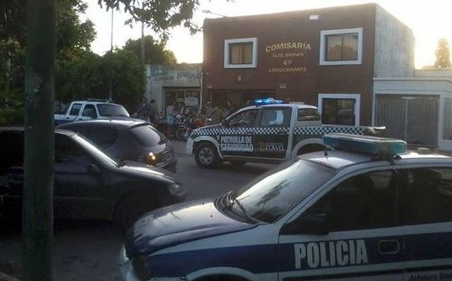 Mataron a una nena de 32 puñaladas en su casa