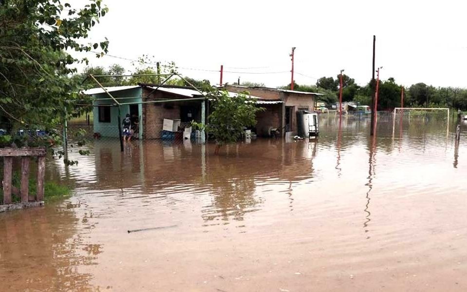 Más de 3 mil evacuados por inundaciones en el Litoral
