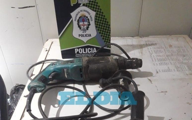 Quiso vender herramientas robadas en Hernández