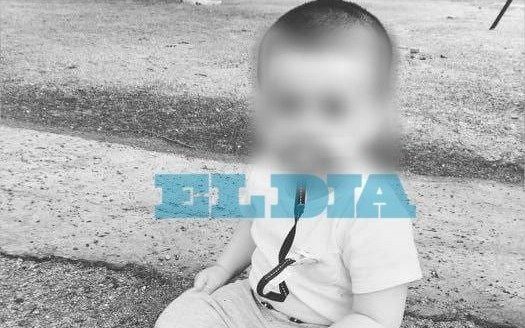 Un policía le salvó la vida a bebé que cayó en una pileta
