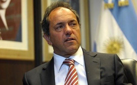 La defensa de Scioli pide frenar un juicio en su contra