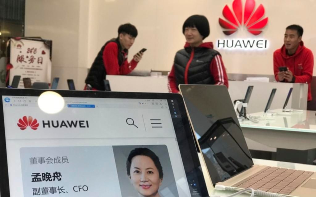 China presiona a Canadá para que no extradite a la heredera de Huawei