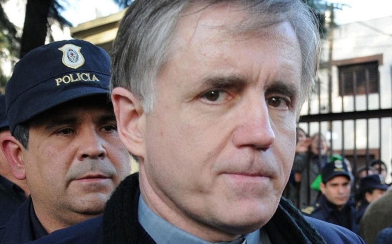 El cura Grassi se negó a la extracción de ADN para el registro de violadores