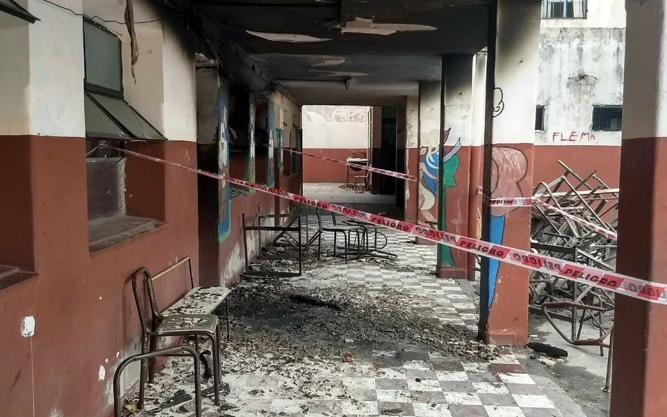 Vandalismo en escuelas: destinan más de $1 millón al mes para reparar daños