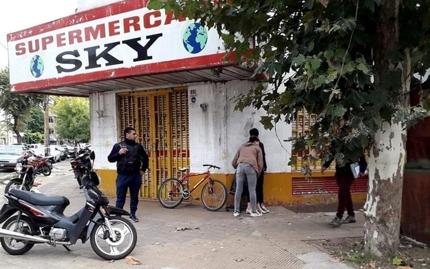 Degollaron a 3 comerciantes chinos en su local de Junín