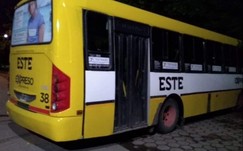 Detienen a 3 choferes de la línea Este por robo y daños