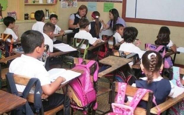 Los colegios privados esperan por la suba de las cuotas, que se aplicaría desde mayo