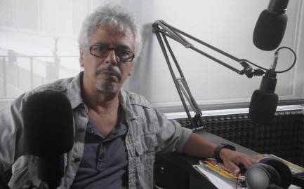 Bobby Flores lanza esta noche un noticiero de música por la TV Pública