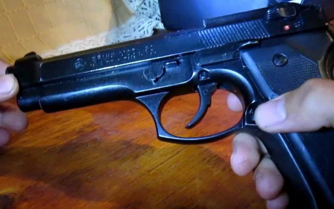 Otro policía denuncia que le robaron su arma en la calle