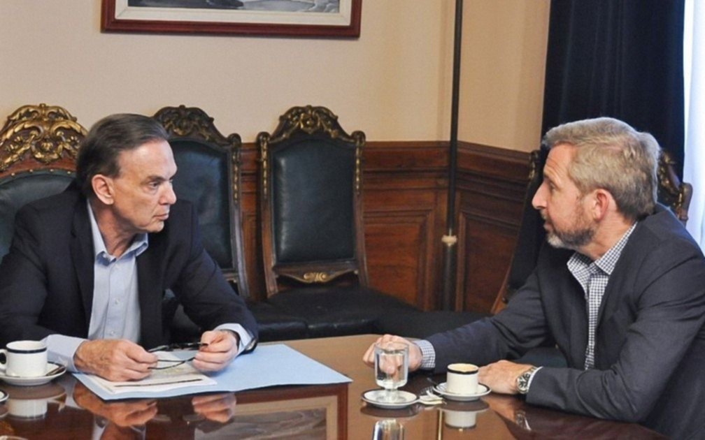 El Gobierno propone a la oposición un acuerdo para la estabilidad económica