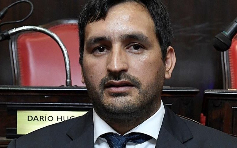 Le piden a un senador acusado por abuso que justifique inasistencias