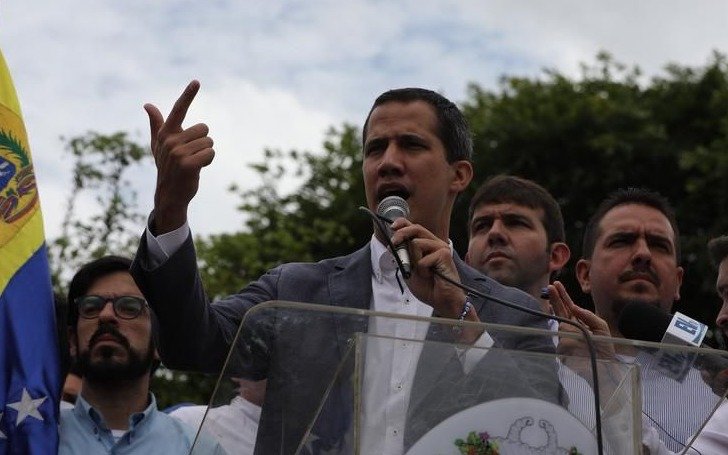 En Washington, el enviado de Guaidó busca ayuda militar