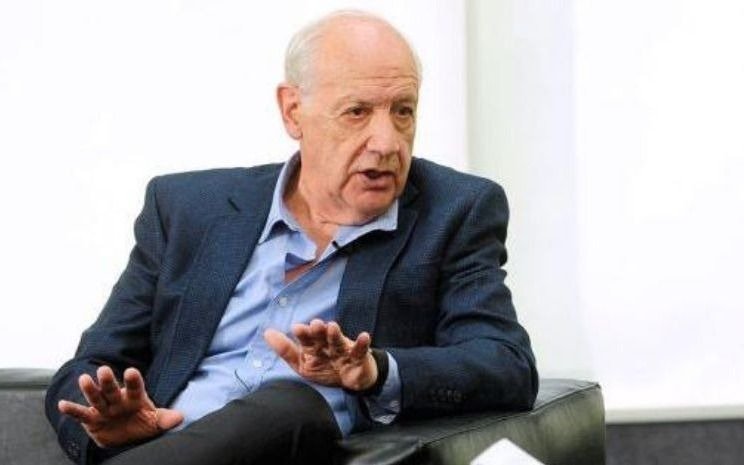 Lavagna afirmó que él “no se amontona” y tiene “coherencia”
