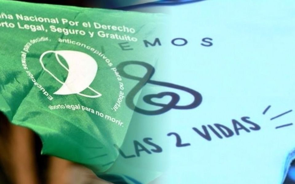 Pañuelos celestes, contra pañuelos verdes, la otra interna que se juega