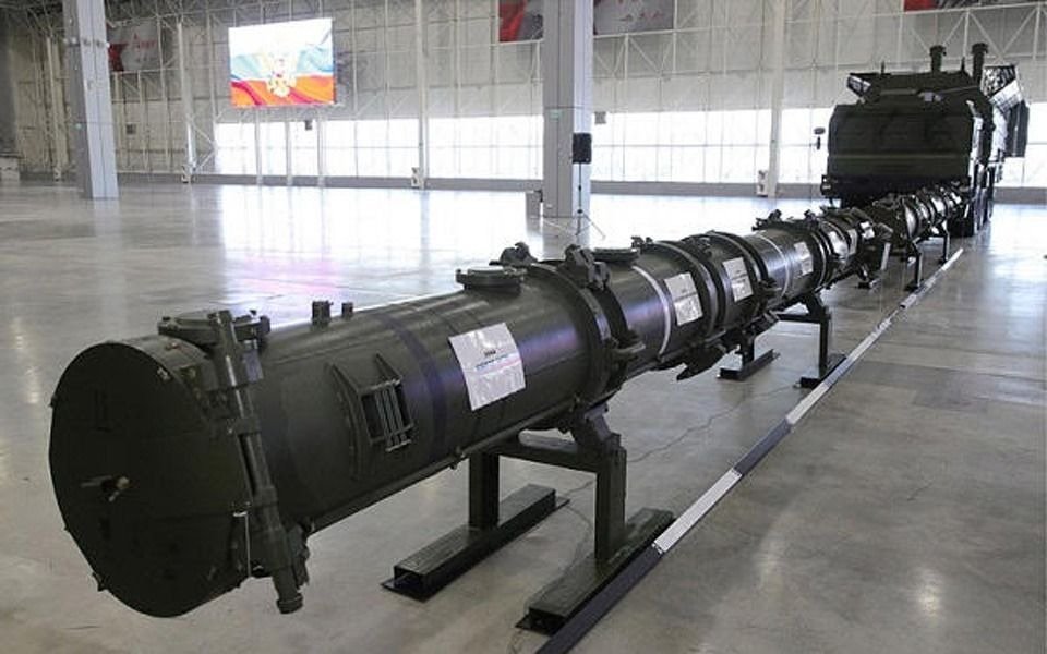EEUU sale de un tratado clave y desata el temor mundial por la carrera nuclear