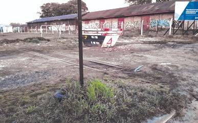 Más quejas por volquetes con escombros en 19 y 72