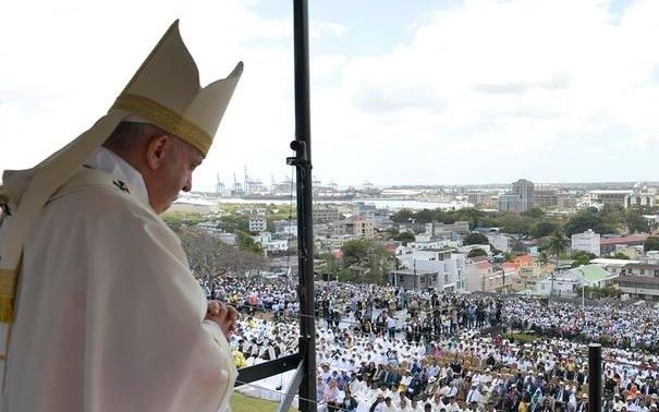 Papa Francisco: “Hechos no relatos”