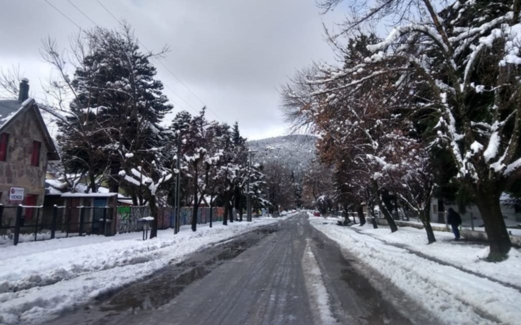 Un fuerte sismo se sintió en Bariloche, Villa La Angostura y San Martín