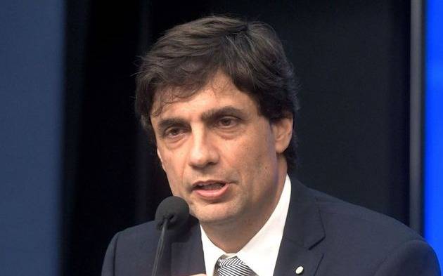 Lacunza: “Los más de U$S 40 mil millones del FMI se usaron para pagar deudas”