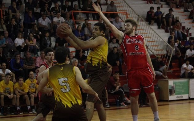 Punta para tres en la A1 del Básquet APB