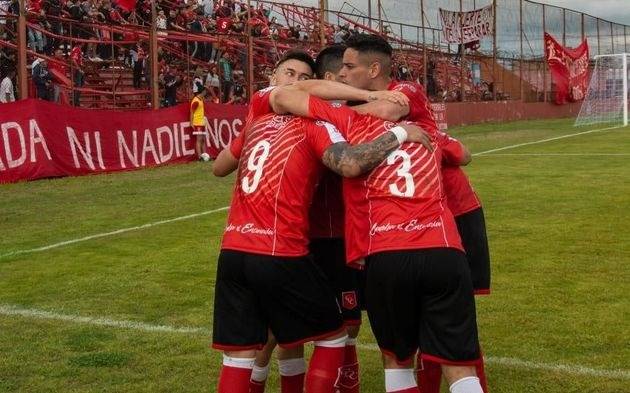 Cambaceres vuelve a jugar el domingo, esta vez ante Central Ballester