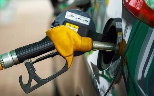 Desde mañana, las naftas volverán a aumentar un 5%