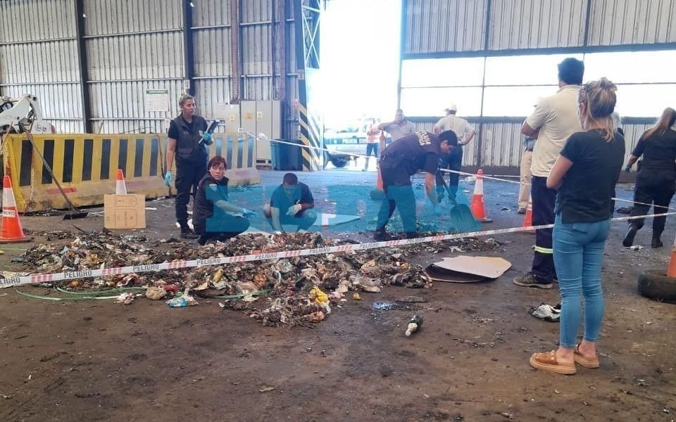 Hallan restos humanos en la planta de residuos