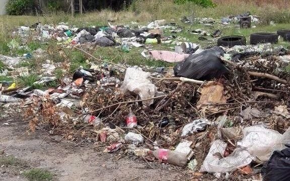 Justificadas protestas de los vecinos por los micro basurales