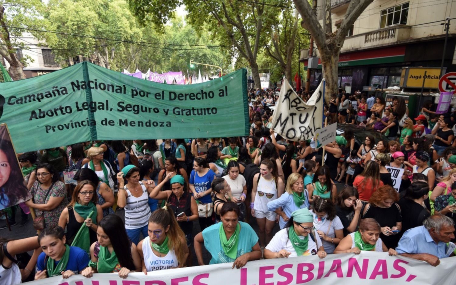 No descontarán el día a mujeres que adhieran al paro del 8M