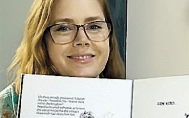 Amy Adams leerá por IG libros infantiles a beneficio