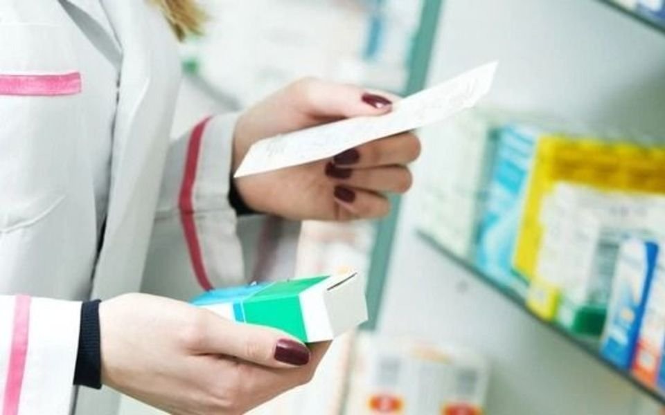 Farmacias piden urgente la receta electrónica