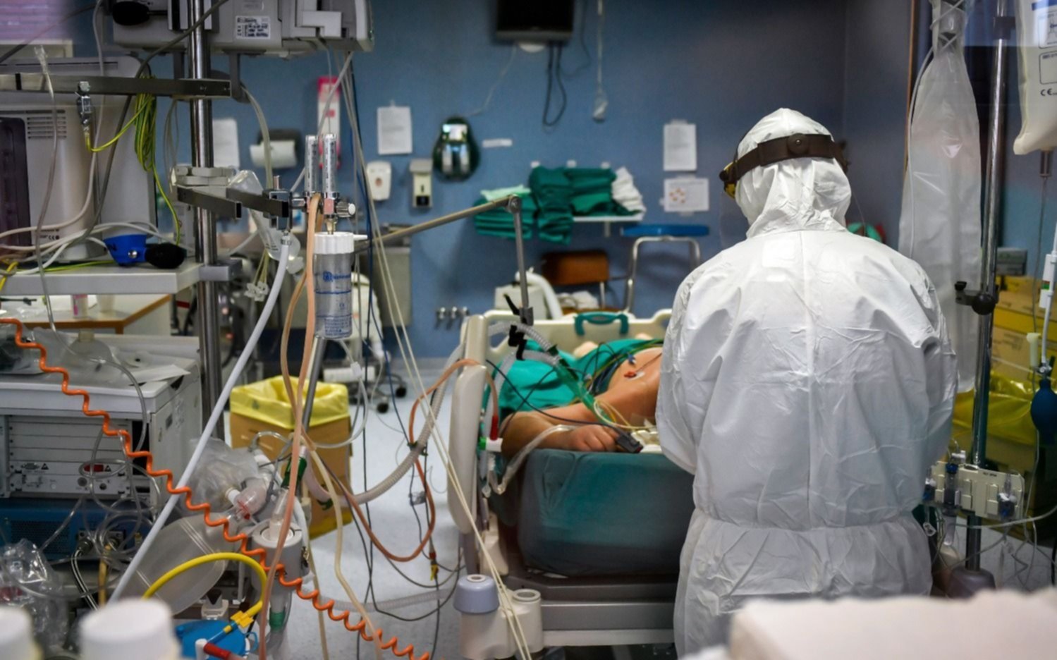 Aprender a respirar otra vez, la tarea de muchos que logran recuperarse