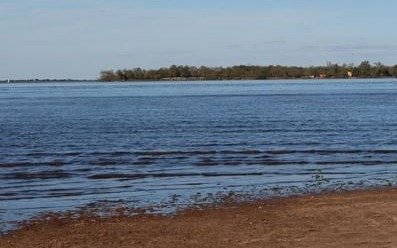 Bajante del Paraná dejó al descubierto un viejo naufragio