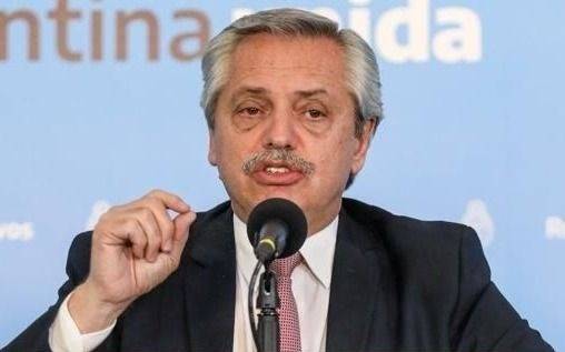 Alberto F. , entre el rescate y un “manual de instrucciones” kirchnerista