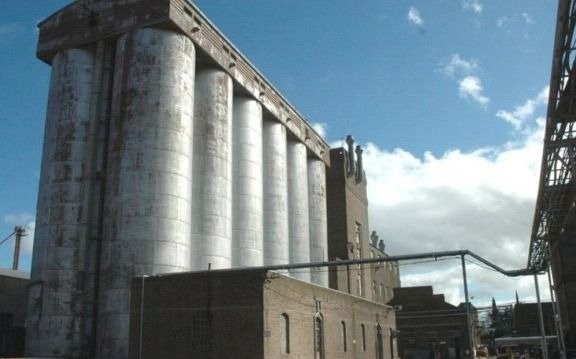 Una de las grandes fábricas de harinas del país es bonaerense y podría ser expropiada